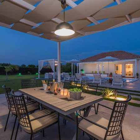 Madini Luxury Villa With Private Heated Pool Vanato Exteriör bild