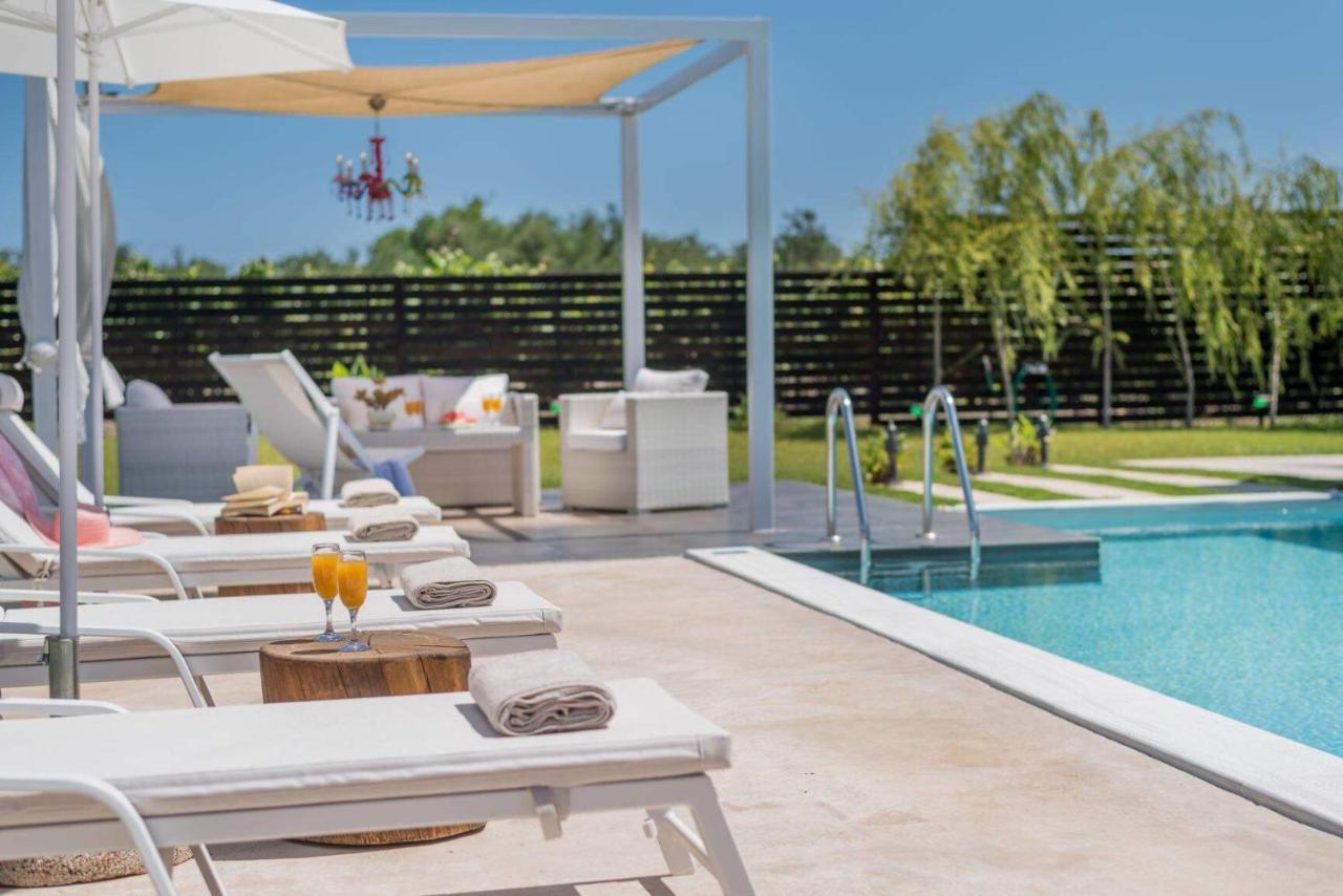 Madini Luxury Villa With Private Heated Pool Vanato Exteriör bild